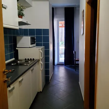12 Apartment